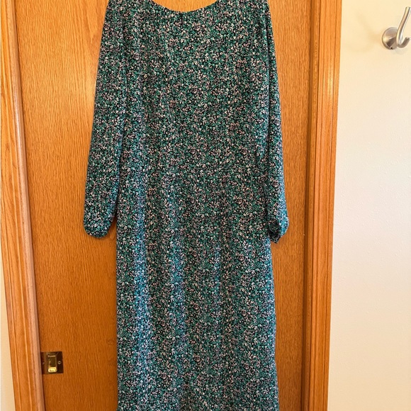 NWT Zara bold floral dress with open back (xxl) - Picture 9 of 9